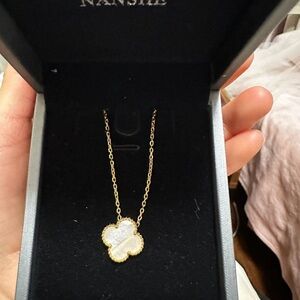 Van cleef & Arpels VCA Vintage Alhambra White Necklace